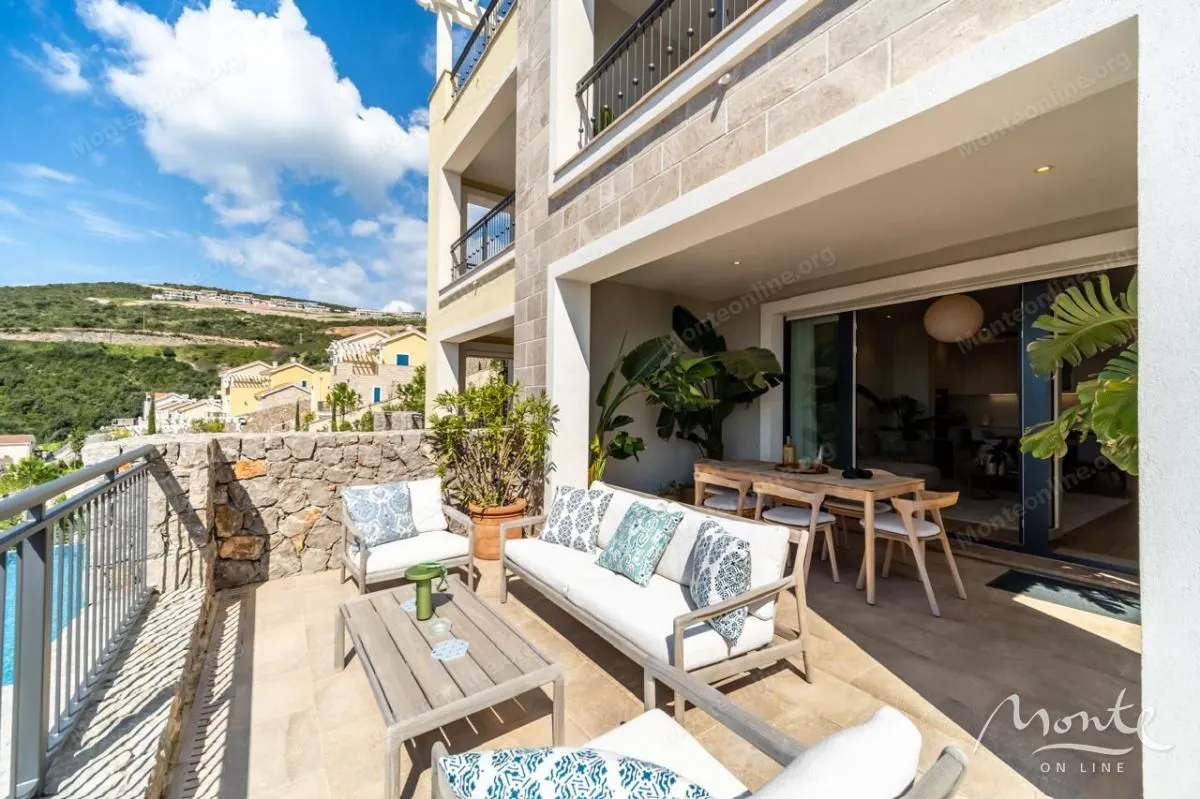 Prodaja, dvosoban stan, 105m², Luštica Bay, Tivat