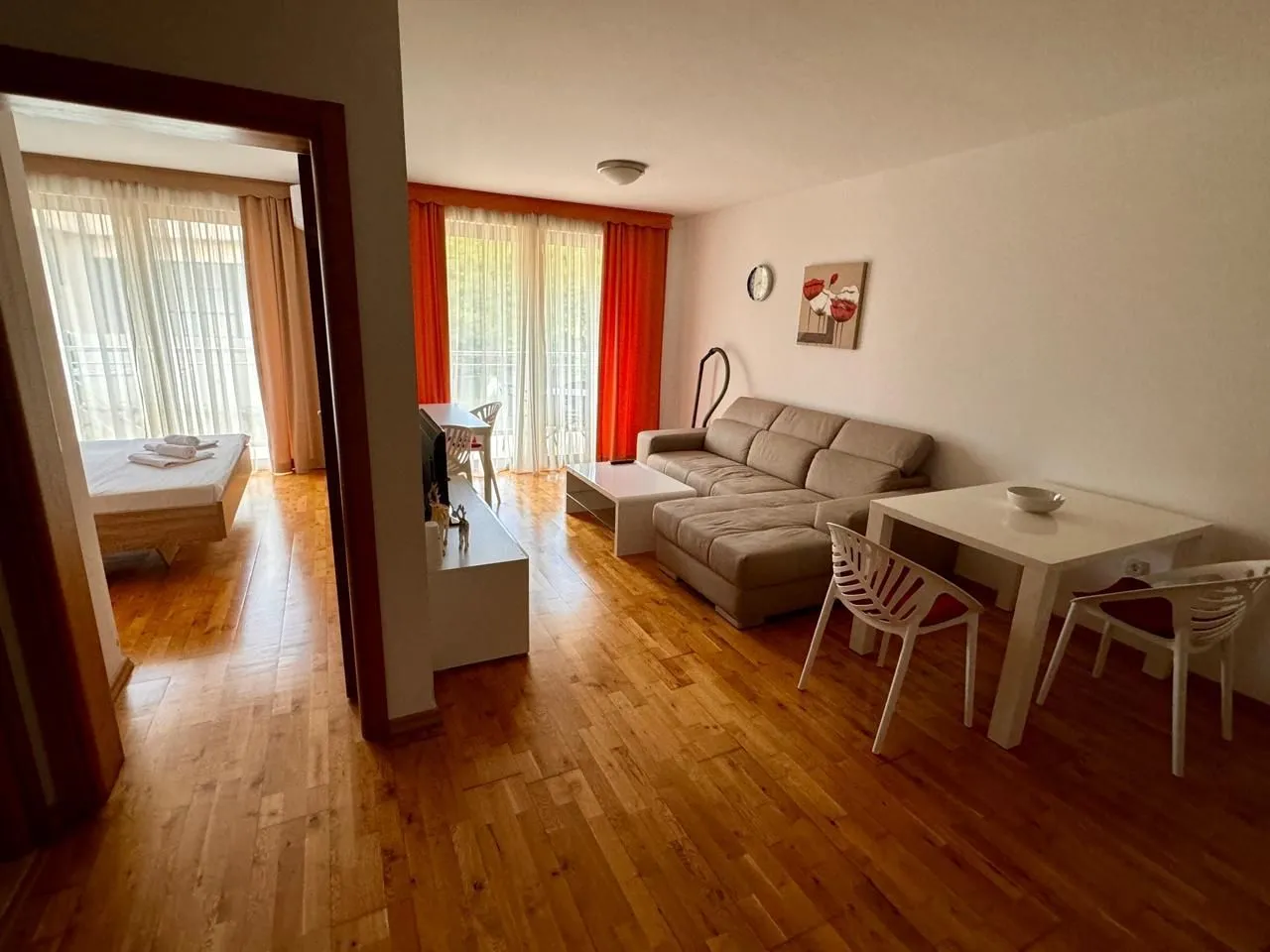Izdavanje, jednosoban stan, 47m², Pržno, Budva