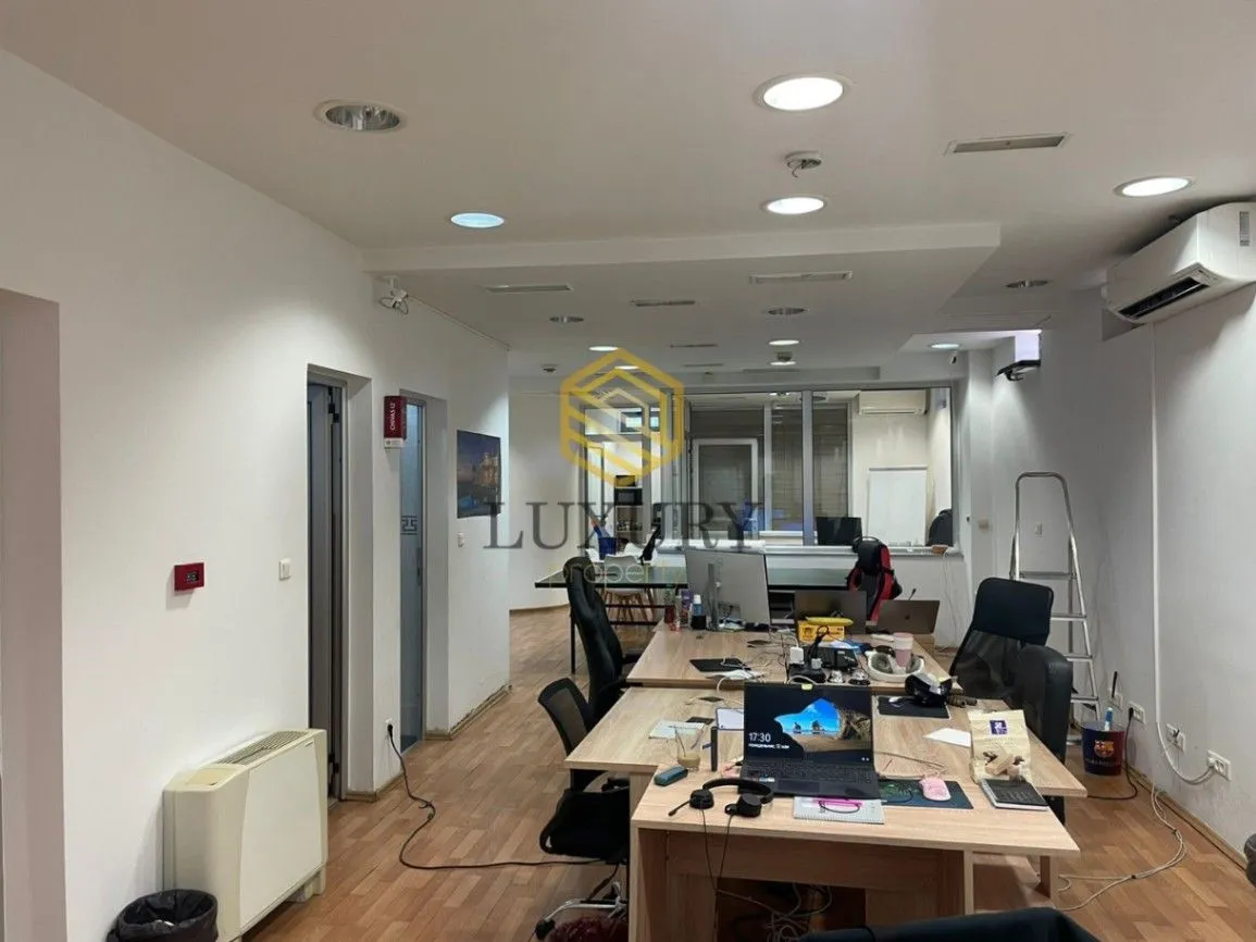 Rent, office space, 160m², Preko Morače, Podgorica