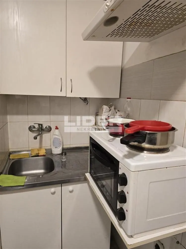 Sale, apartment, 25m², Šumice, Beograd