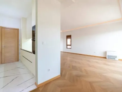 Prodaja, stan, 142m², Gorica C, Podgorica - image 4