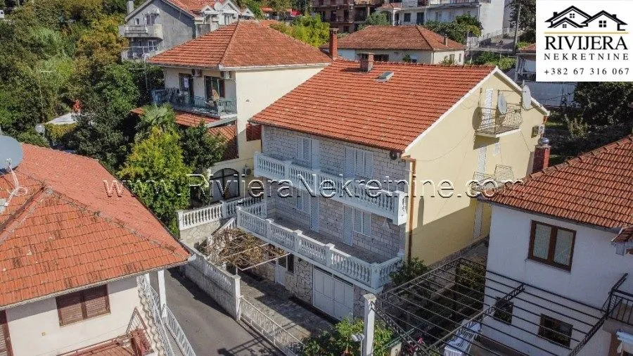 Sale, house, 266m², Igalo, Herceg Novi