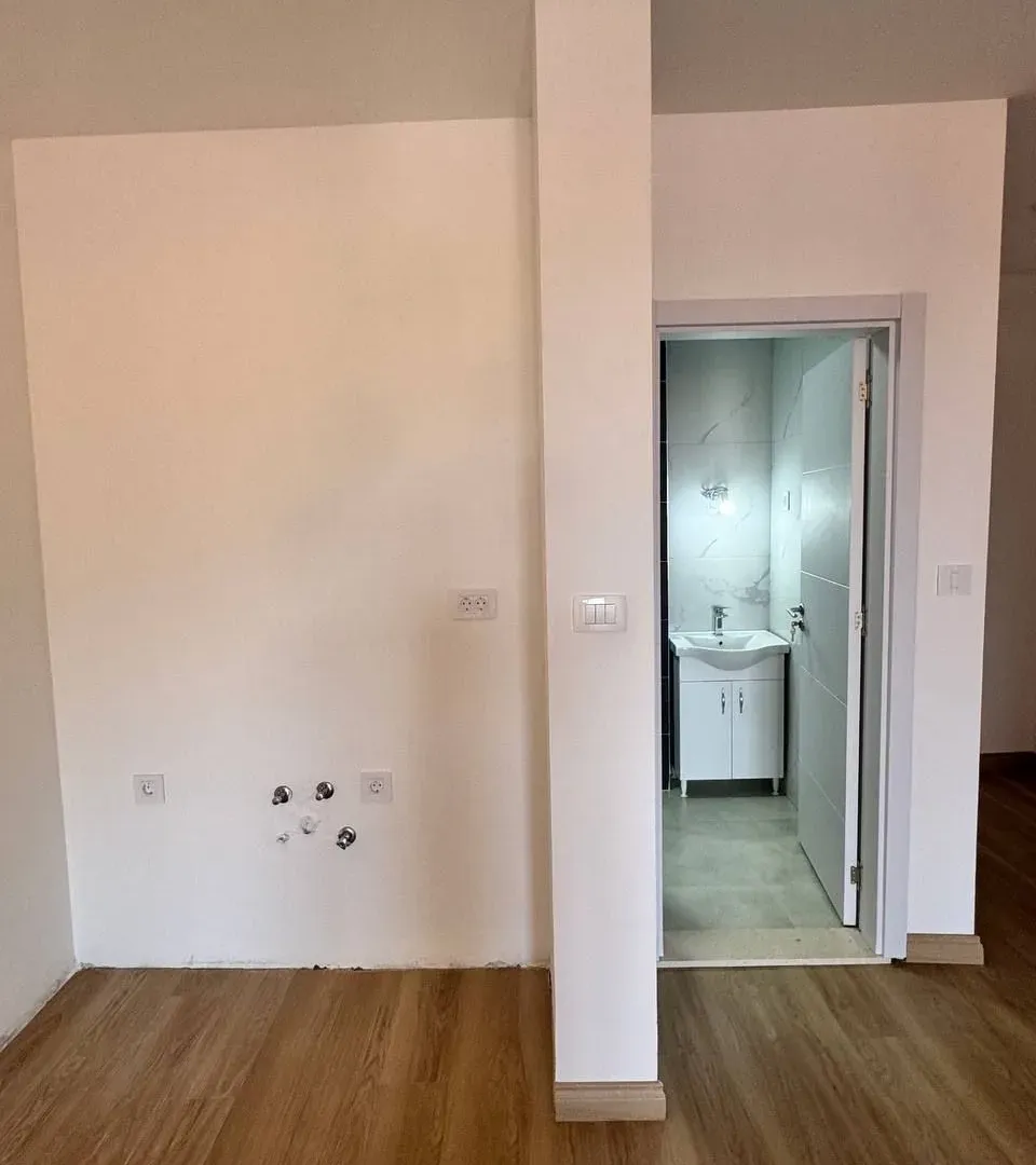Sale, one bedroom apartment, 60m², Lazi, Budva