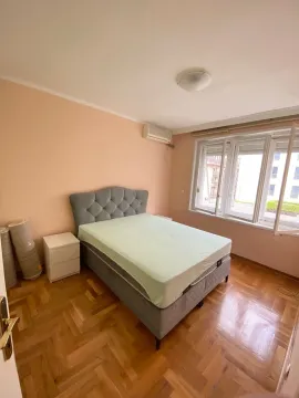 Rent, two bedroom apartment, 90m², Centar, Podgorica - image 16