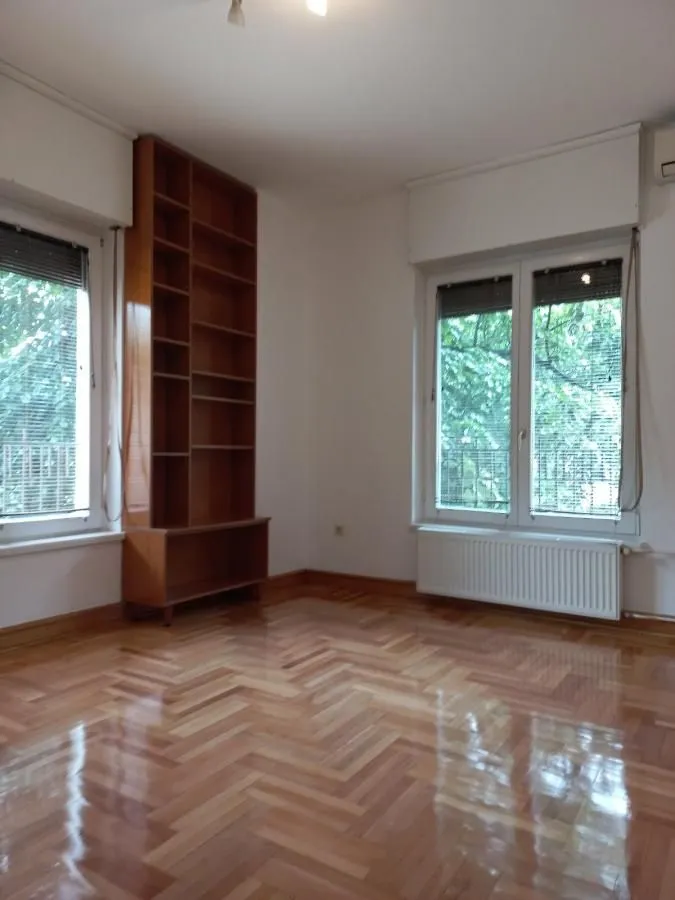 Rent, four bedroom apartment, 82m², Slavija, Vračar Sve Podlokacije