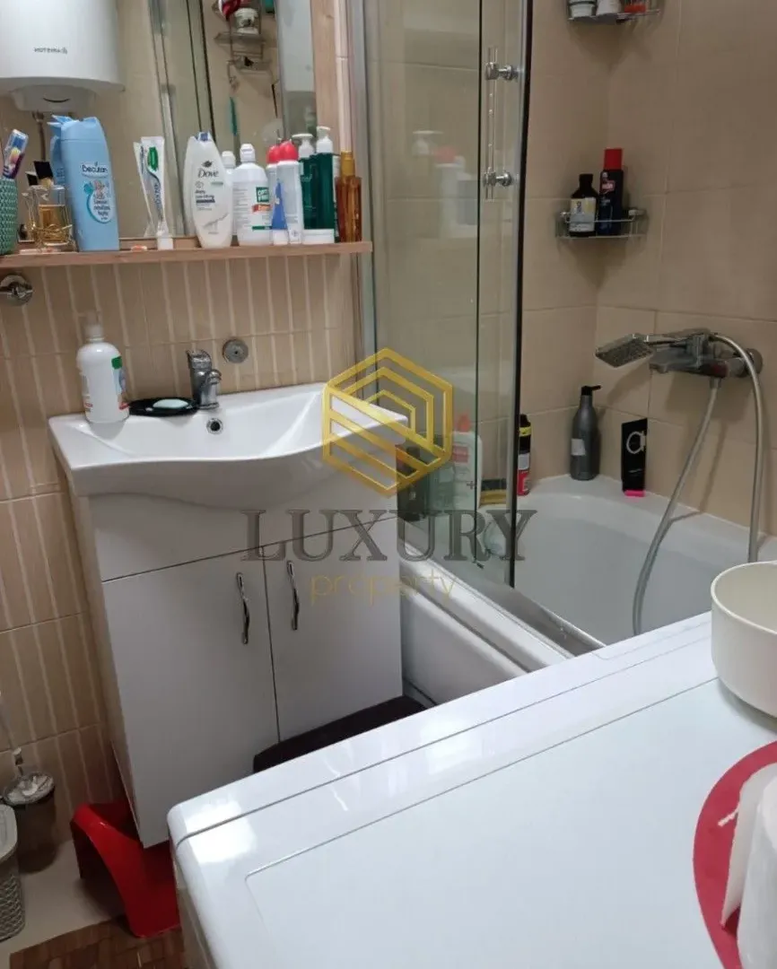 Prodaja, jednosoban stan, 76m², Podgorica, Crna Gora