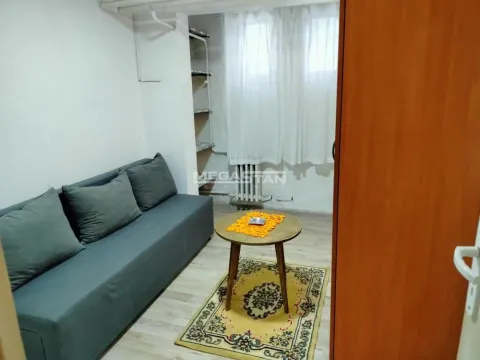 Izdavanje, trosoban stan, 53m², Kanarevo Brdo, Beograd - image 2