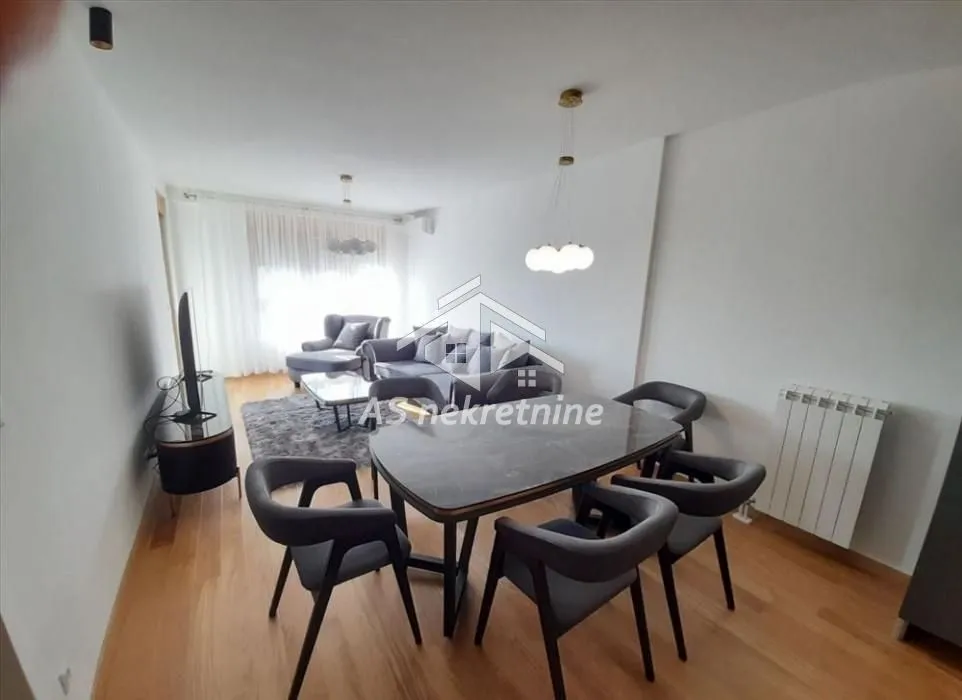 Rent, four bedroom apartment, 105m², Novi Beograd Blok 65, Novi Beograd Sve Podlokacije