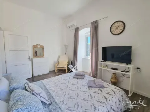 Prodaja, jednosoban stan, 34m², Grad, Kotor - image 6