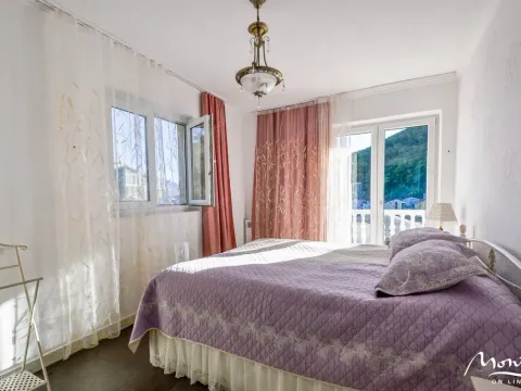 Prodaja, kuća, 288m², Budva, Crna Gora - image 11