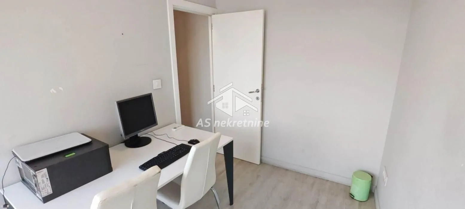 Prodaja, stan, 118m², Đeram Pijaca, Beograd