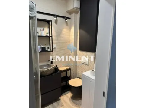 Izdavanje, trosoban stan, 76m², Dušanovac, Voždovac Sve Podlokacije - image 13