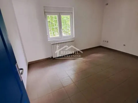 Izdavanje, poslovni prostor, 92m², Batajnica, Beograd - image 3