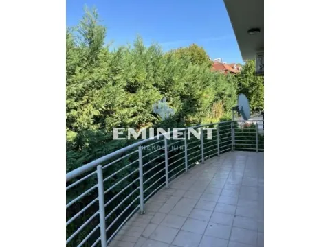 Rent, house, 220m², Senjak, Beograd - image 16