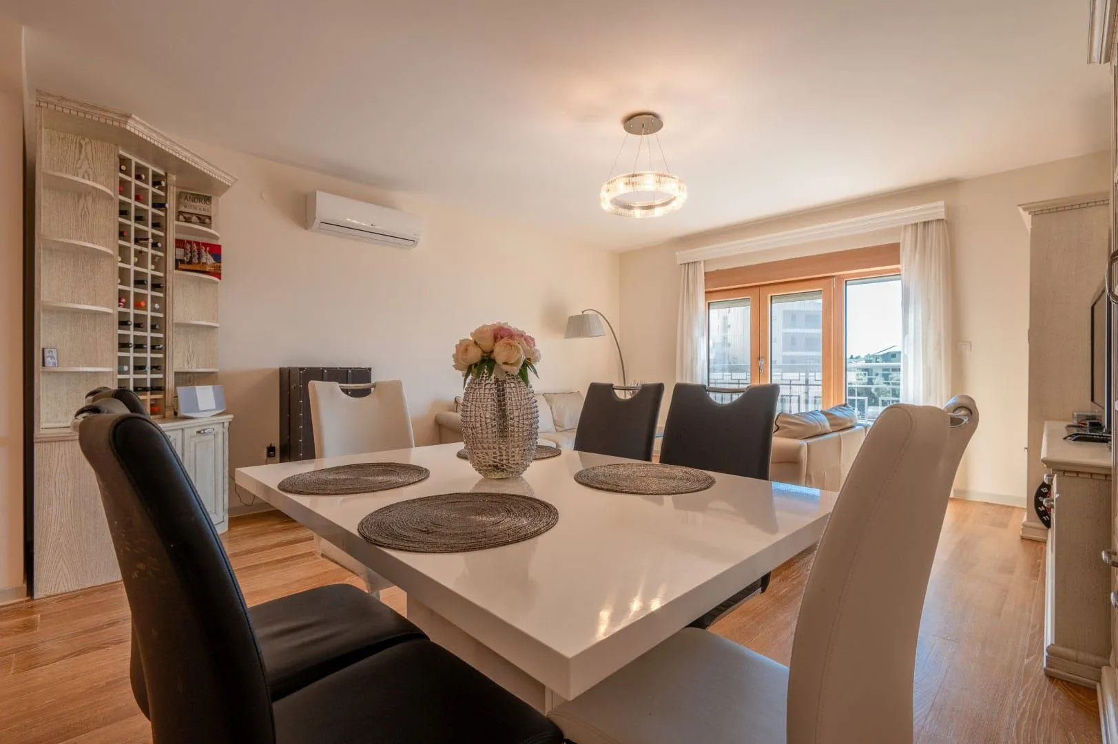 Sale, three bedroom apartment, 123m², Pržno, Budva