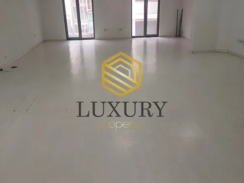 Rent, office space, 172m², 1 maj, Podgorica - image 14