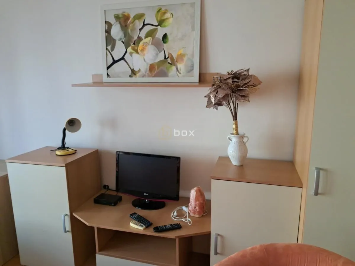 Rent, studio apartment, 26m², Medijana, Niš