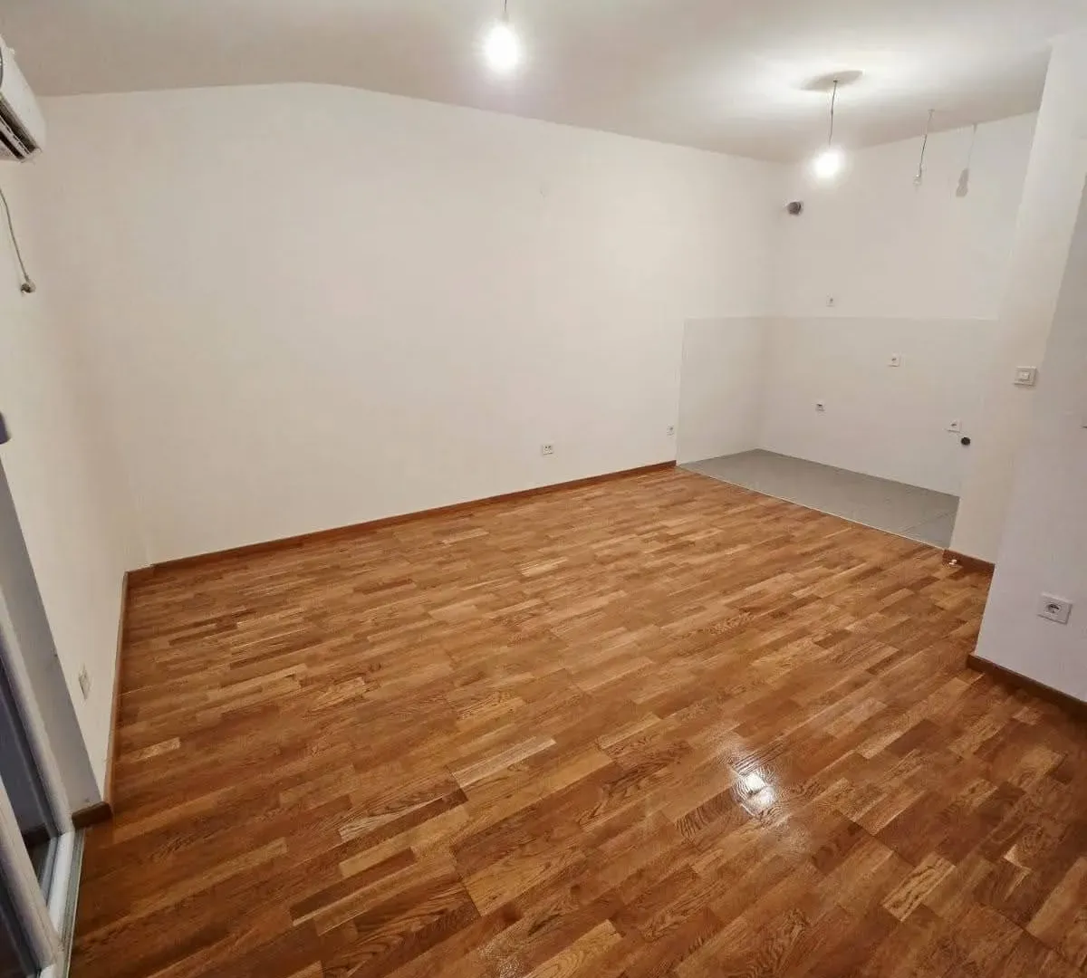 Prodaja, dvosoban stan, 72m², Stari Aerodrom, Podgorica