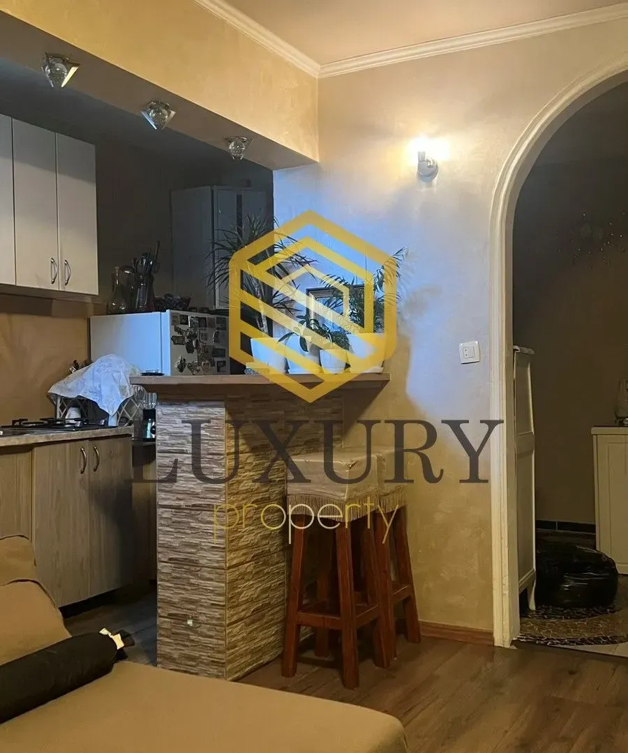 Prodaja, jednosoban stan, 40m², Stari Aerodrom, Podgorica