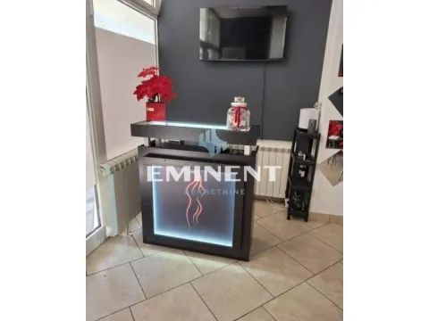 Poslovni prostor in Novi Beograd Blok 29