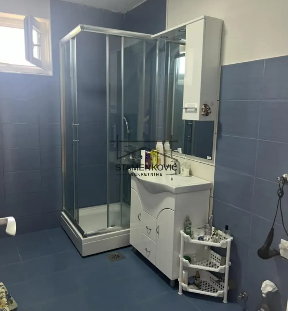 Prodaja, kuća, 214m², Kovilj, Novi Sad Sve Podlokacije