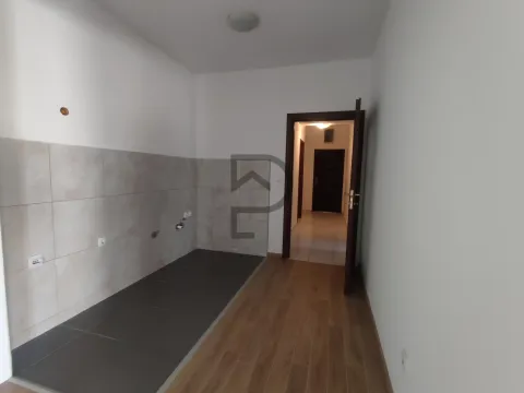 Izdavanje, stan, 90m², Vezirov Most, Podgorica - image 4