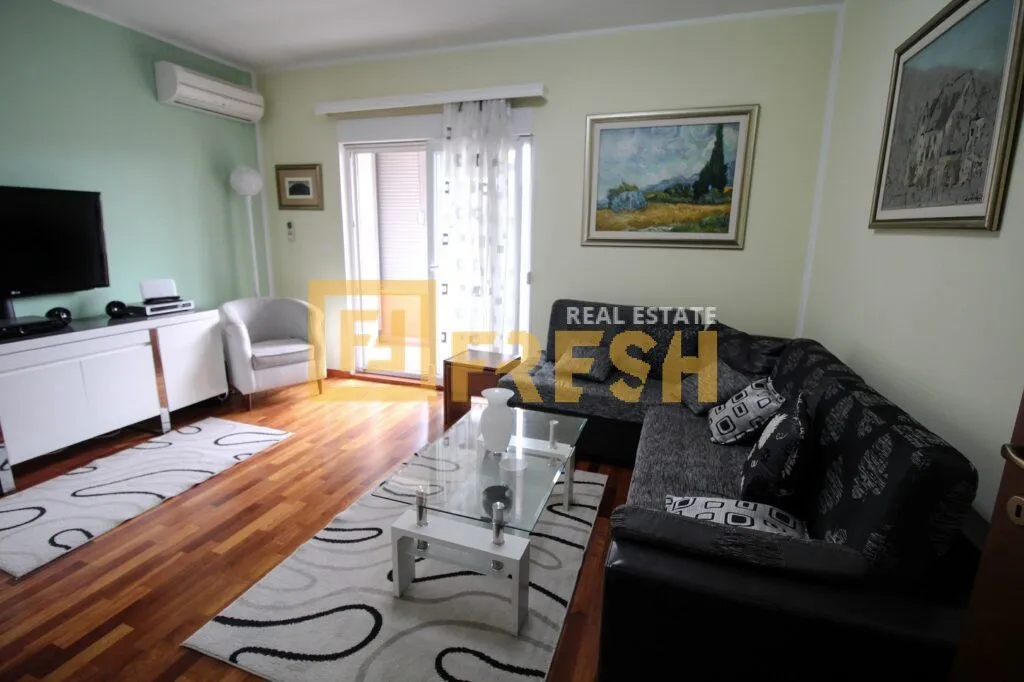 Rent, two bedroom apartment, 74m², City Kvart, Podgorica