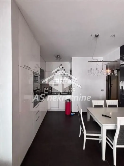 Rent, four bedroom apartment, 105m², Savski Venac, Beograd