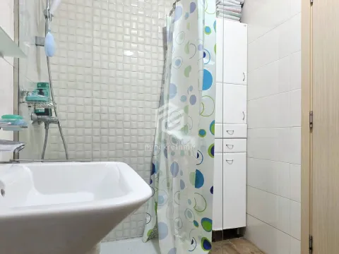 Sale, three bedroom apartment, 72m², City Kvart, Podgorica - image 16