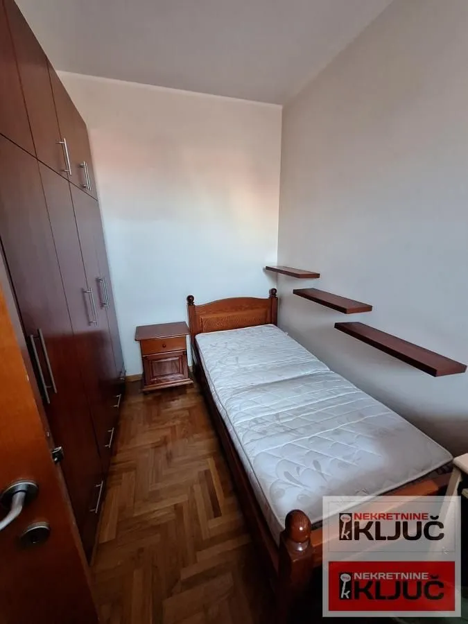 Prodaja, dvosoban stan, 37m², Grbavica, Novi Sad Sve Podlokacije