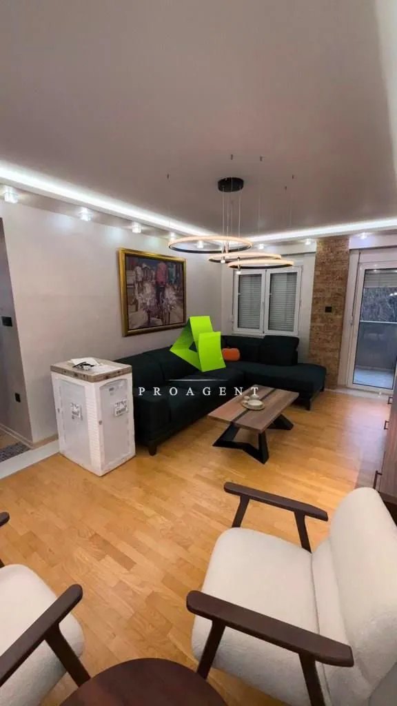 Sale, four bedroom apartment, 156m², Palilula, Niš