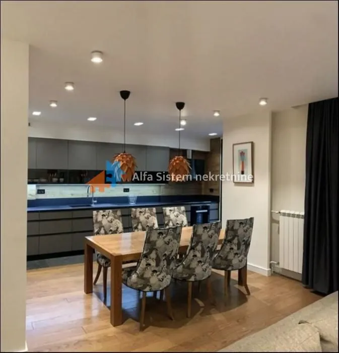 Rent, three bedroom apartment, 91m², Skadarlija, Beograd