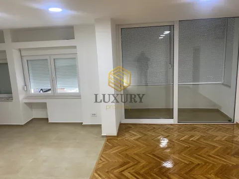 Prodaja, poslovni prostor, 58m², Preko Morače, Podgorica - image 5