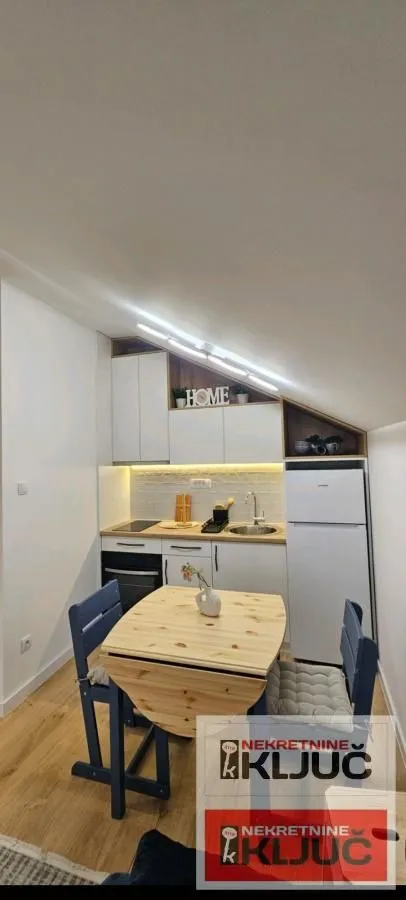 Izdavanje, jednosoban stan, 36m², Centar, Novi Sad