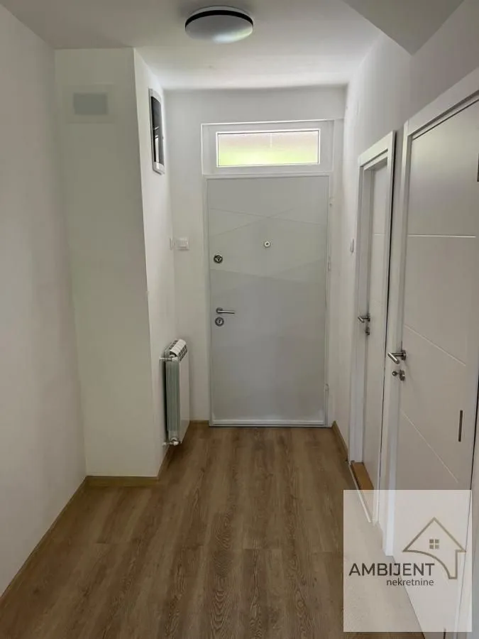 Rent, house, 120m², Šumice, Beograd