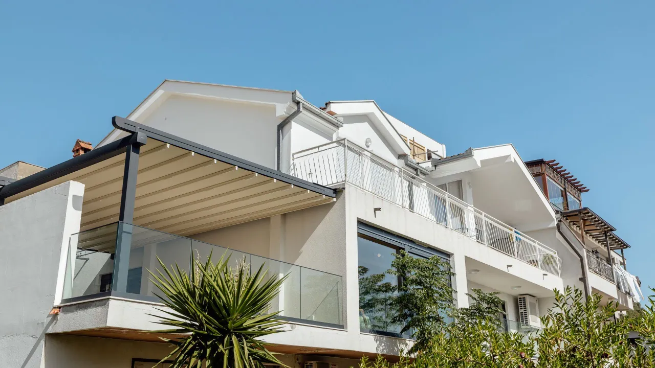 Prodaja, dvosoban stan, 180m², Savina, Herceg Novi