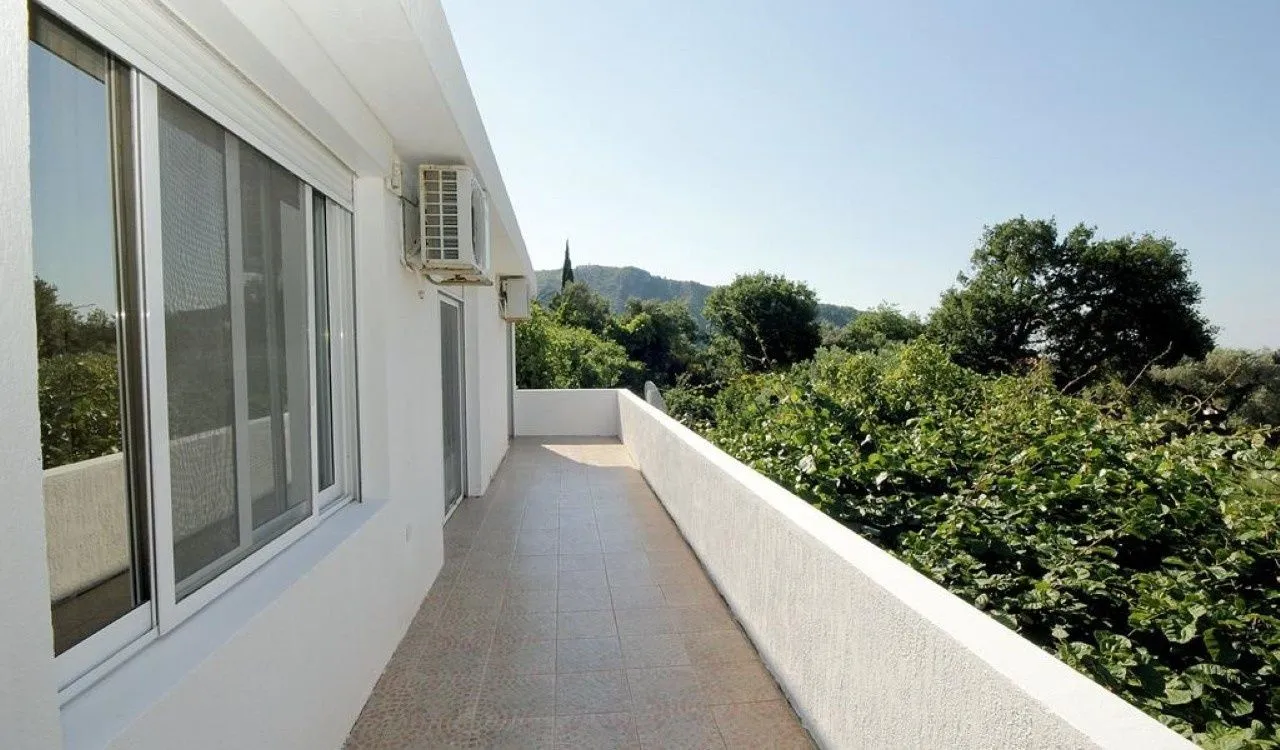 Sale, house, 300m², Reževići, Budva