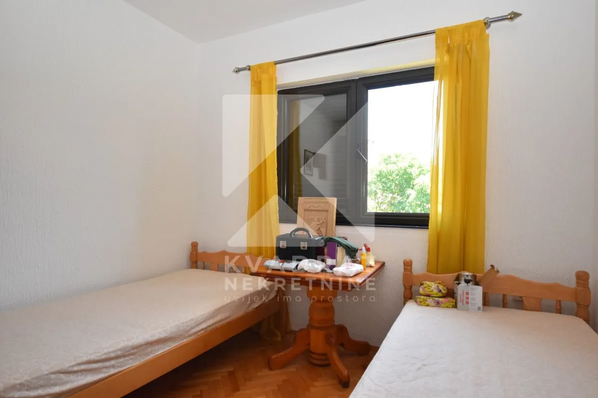 Prodaja, kuća, 320m², Murtovina, Podgorica