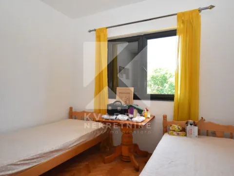 Prodaja, kuća, 320m², Murtovina, Podgorica - image 32