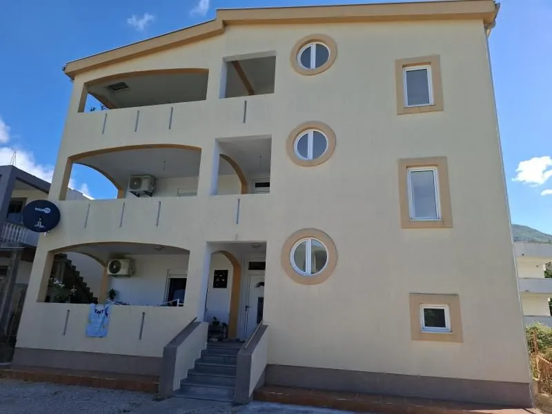 Prodaja, kuća, 347m², Bar, Crna Gora