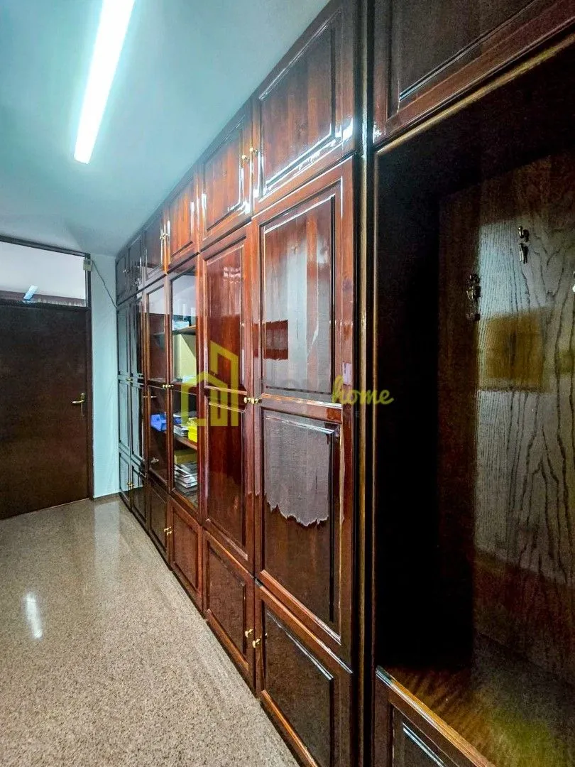 Rent, office space, 55m², Preko Morače, Podgorica