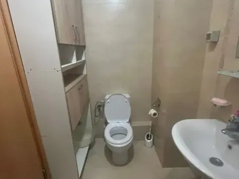 Sale, one bedroom apartment, 42m², Stari Aerodrom, Podgorica - image 9