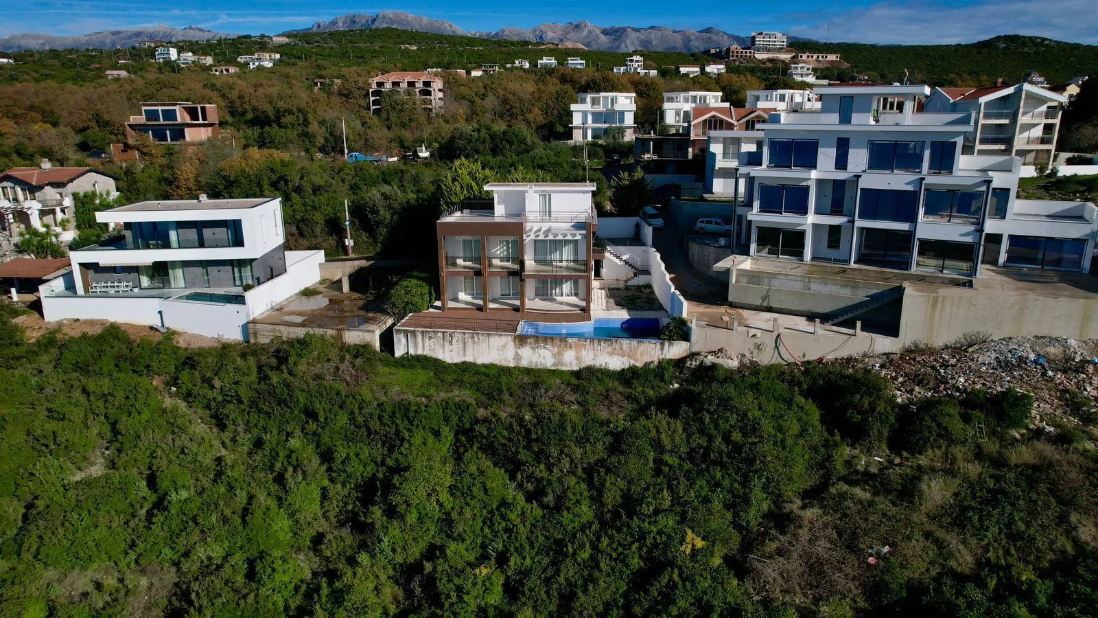 Prodaja, kuća, 380m², Krimovica, Kotor