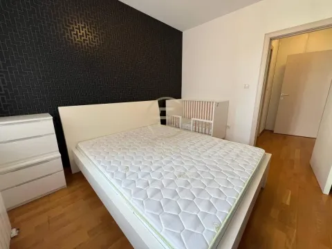 Izdavanje, dvosoban stan, 54m², Centar, Novi Sad - image 10