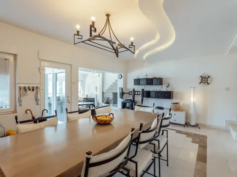 Sale, house, 270m², Bratešići, Kotor - image 7
