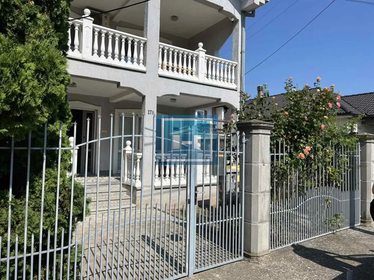 Sale, house, 222m², Paraćin, Srbija