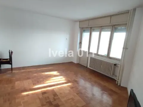 Prodaja, trosoban stan, 76m², Bogoslovija, Palilula Sve Podlokacije - image 1