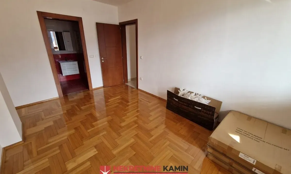 Prodaja, dvosoban stan, 103m², Bečići, Budva