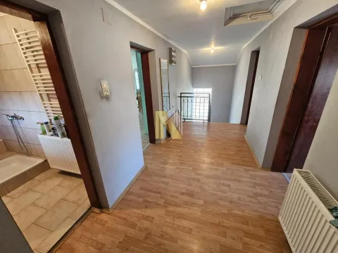 Prodaja, kuća, 200m², Beočin, Srbija - image 14