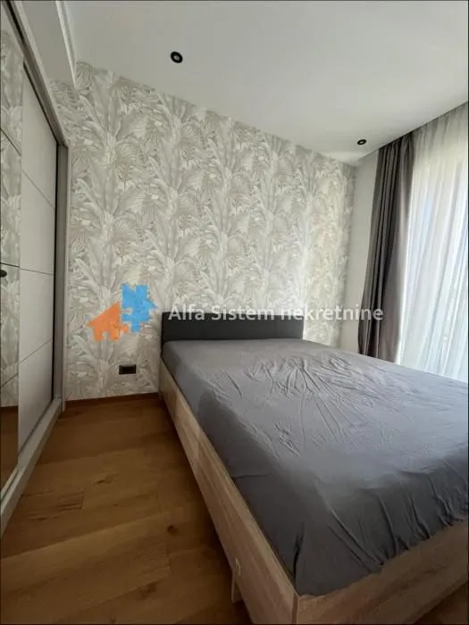 Izdavanje, dvosoban stan, 50m², Stari Grad, Beograd